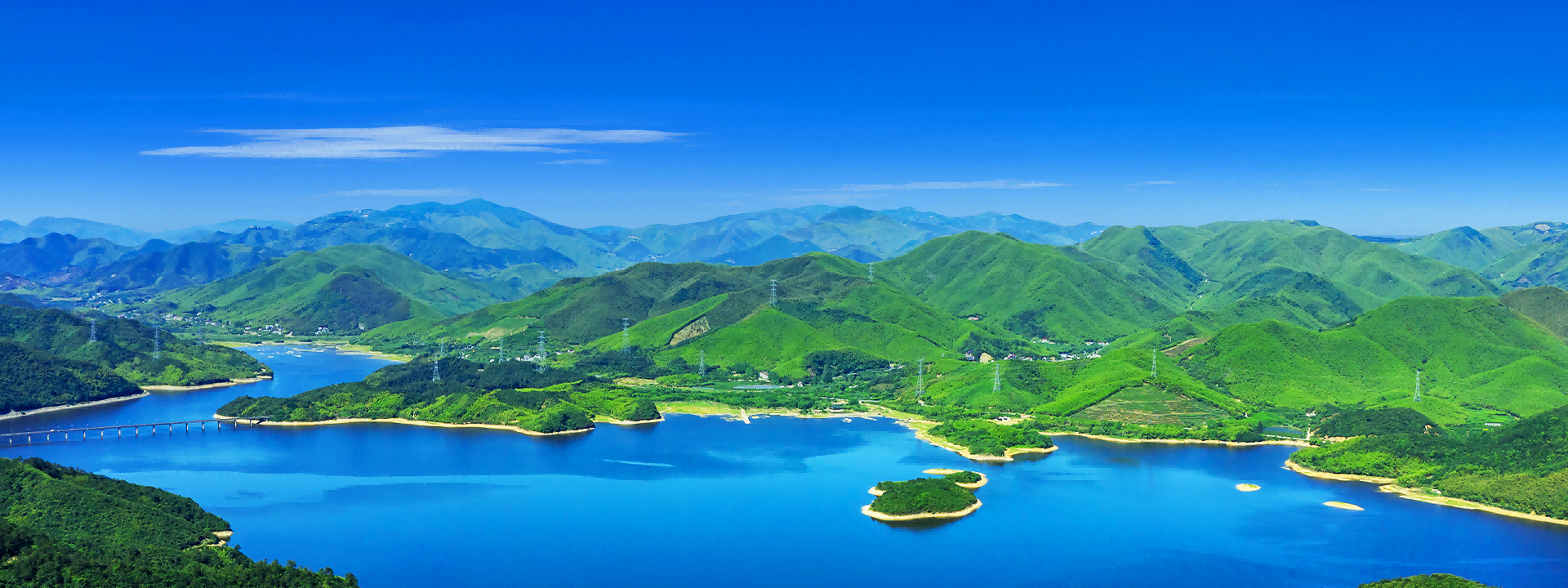 让天更蓝、山更绿、水更清，，，，，，，让生涯更优美